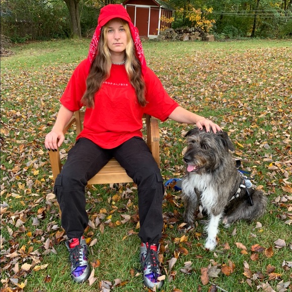 Meet your Posher, Stephanie - Picture 5 of 5